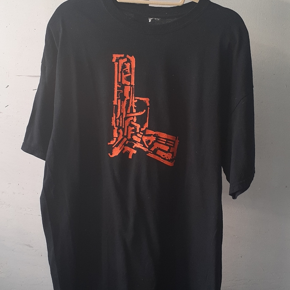 Mechanic short sleeve shirt for a mechanic